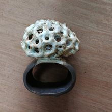 Load image into Gallery viewer, Oceanology Trinket Tableware Sea Sponge Napkin Ring
