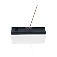 Load image into Gallery viewer, Porcelain Incense Plate - Heting Artelier